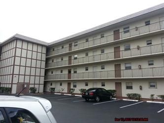 4311 Crystal Lake Dr #206, Pompano Beach, FL 33064