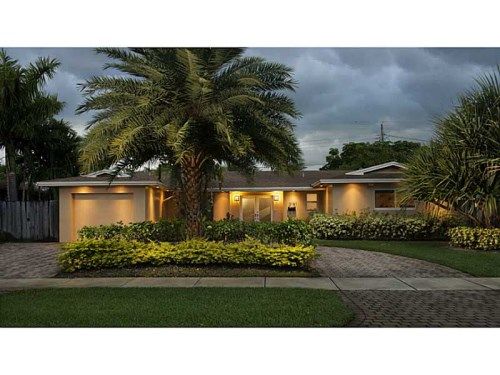 2151 NE 206 ST, Miami, FL 33179