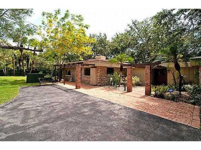 8340 SW 112 ST, Miami, FL 33156