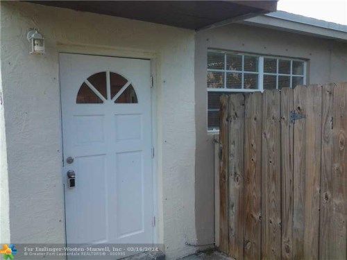 6173 SW 1 ST, Pompano Beach, FL 33068