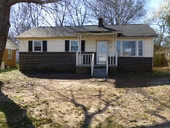 26 Crestmore Dr, Greenville, SC 29611