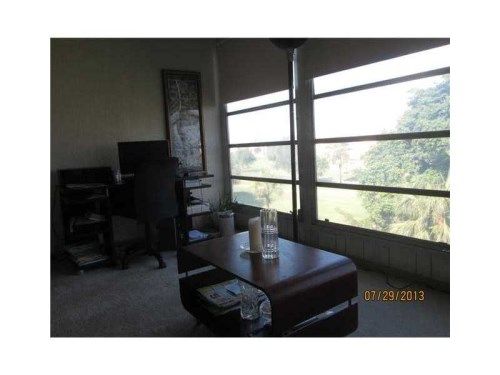 7664 NW 18 ST # 405, Pompano Beach, FL 33063