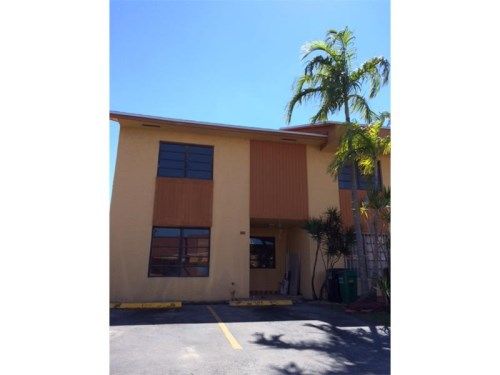 23 SW 113 AV # 106, Miami, FL 33174