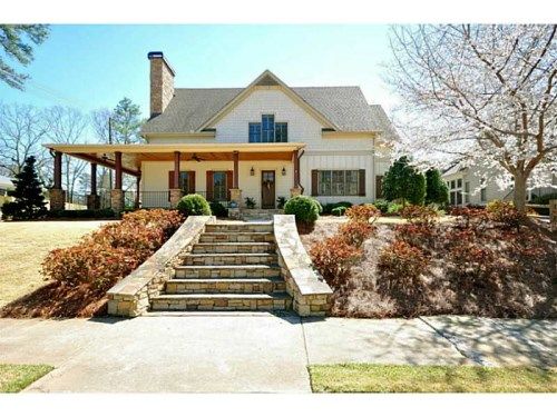 2070 Rugby Avenue, Atlanta, GA 30337