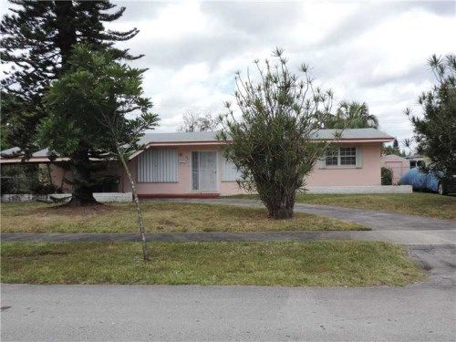831 NW 167 TE, Miami, FL 33169