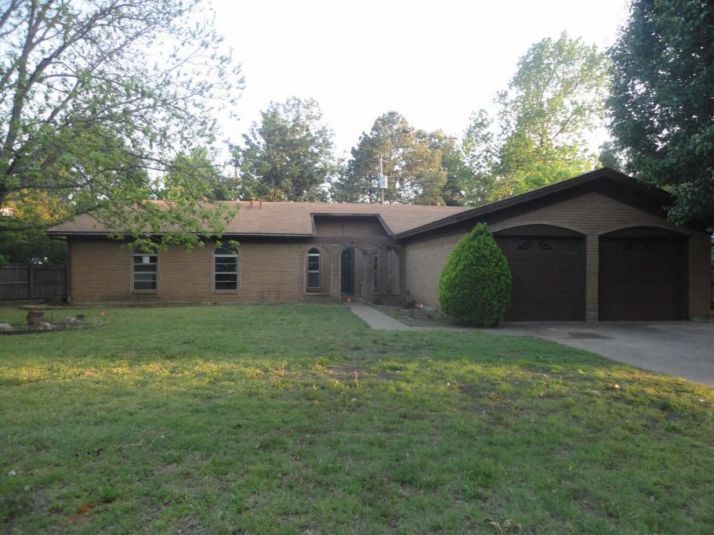 708 Simpson Ter, Bedford, TX 76021