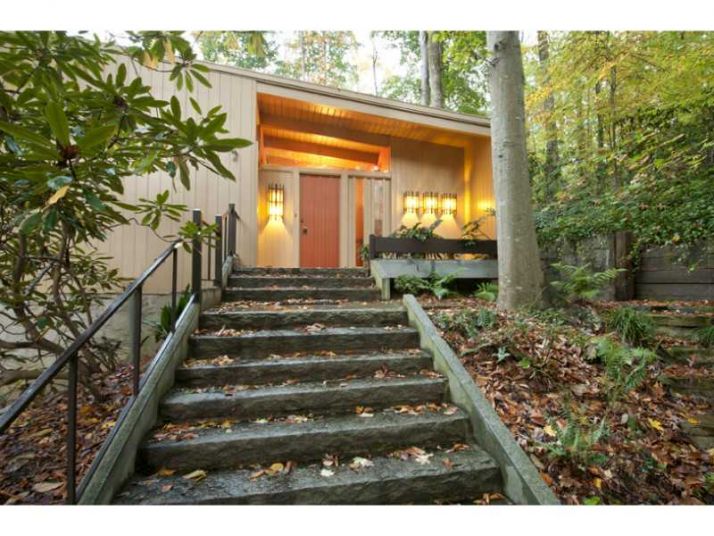 1357 Brook Forest Drive Ne, Atlanta, GA 30324