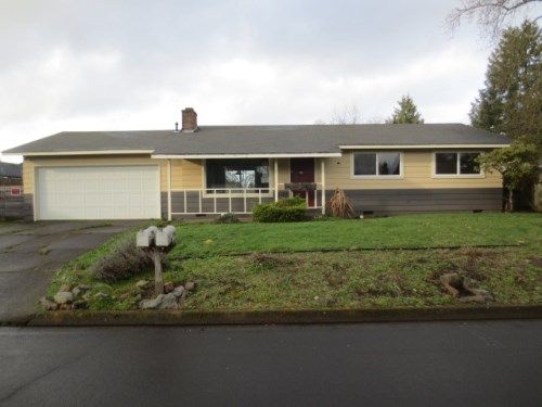 1013 Cinnamon Avenue, Eugene, OR 97404