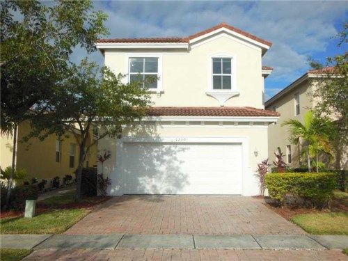 3976 NE 13 DR, Homestead, FL 33033