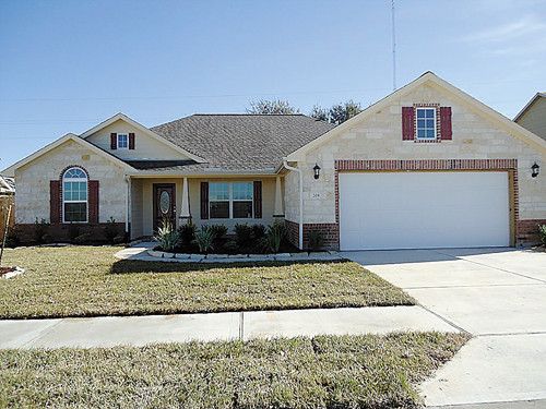 208 EAST LANTANA CIRCLE, Sealy, TX 77474