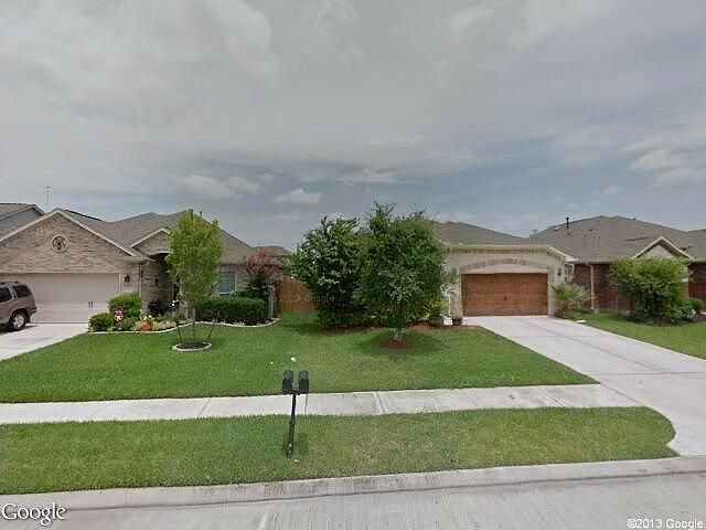 Brigid Ct, Dickinson, TX 77539