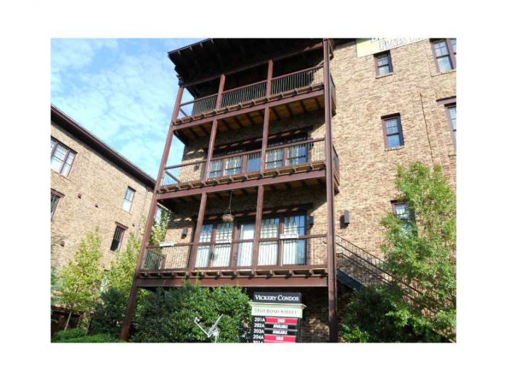 Unit 204a - 5910 Bond Street, Cumming, GA 30040