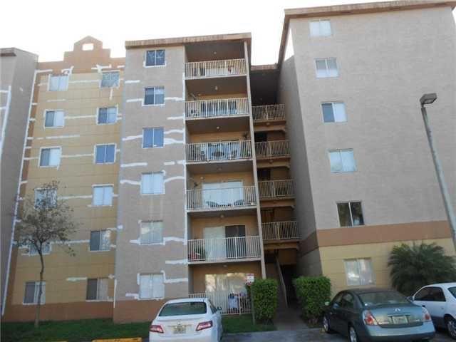 15221 SW 80 ST # 214, Miami, FL 33193