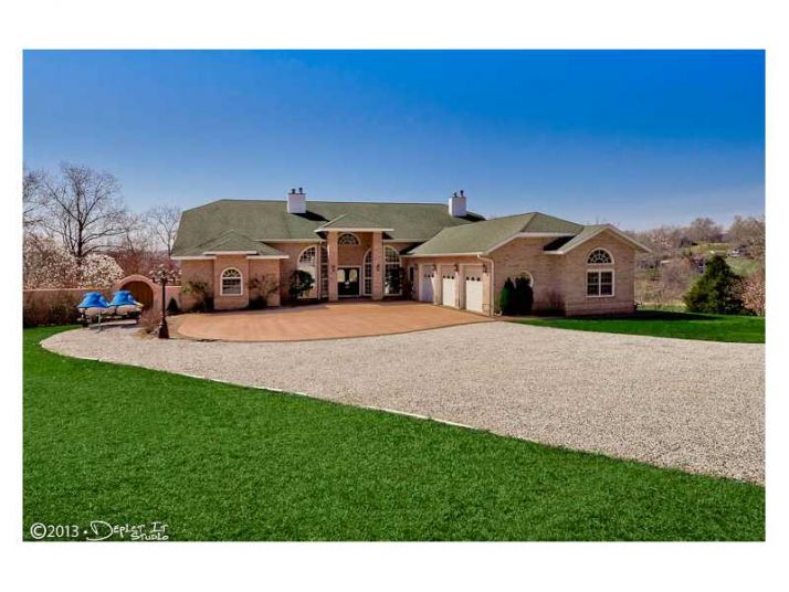 10261 HICKORY HILLS RD, Rogers, AR 72756