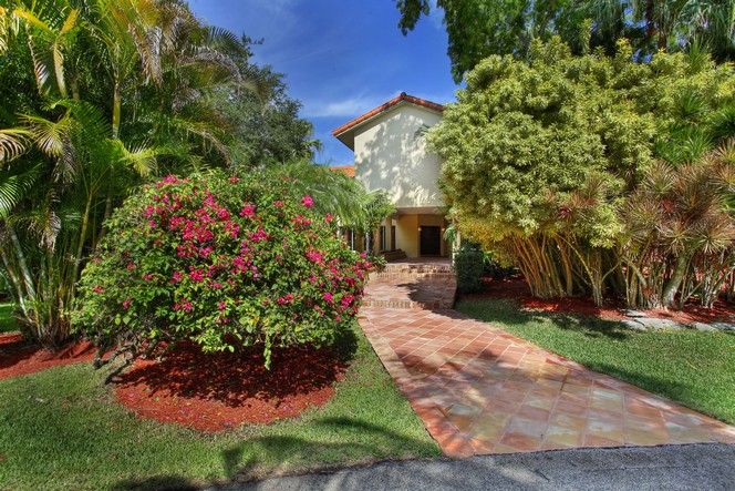 12598 TROPICAL WY, Miami, FL 33156