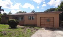 320 NE 160 ST Miami, FL 33162