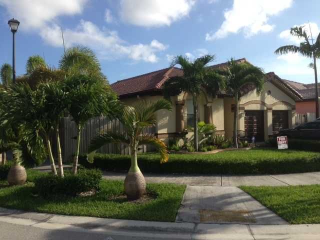 15402 SW 21 TE, Miami, FL 33185