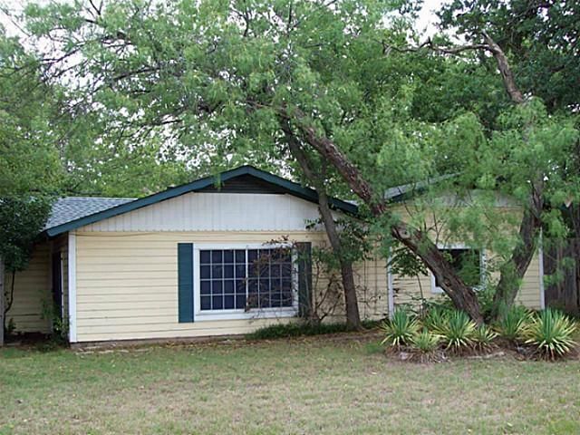 2605 W Green Oaks Blvd, Arlington, TX 76016