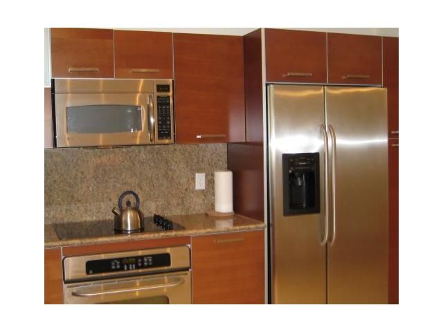 3330 NE 190 ST # 316, Miami, FL 33180