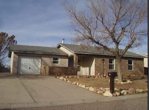 547 Campfire Rd SE, Rio Rancho, NM 87124