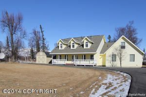 11893 E Fenceline Drive, Palmer, AK 99645