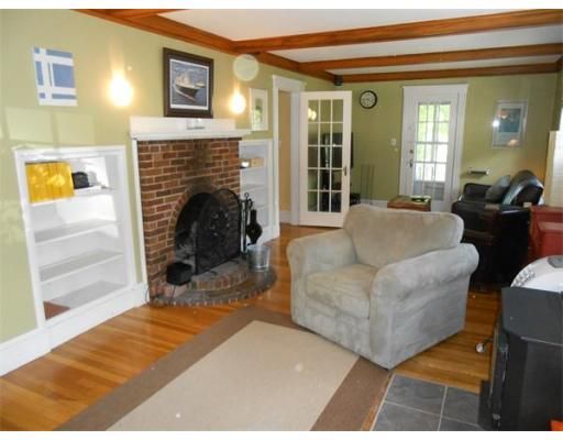 7 Calvin Rd, Jamaica Plain, MA 02130