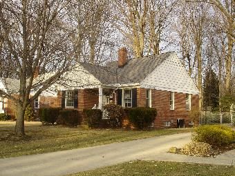 2741 W 230th St, North Olmsted, OH 44070