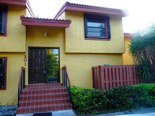 5975 SW 137 AVE. # 201, Miami, FL 33183