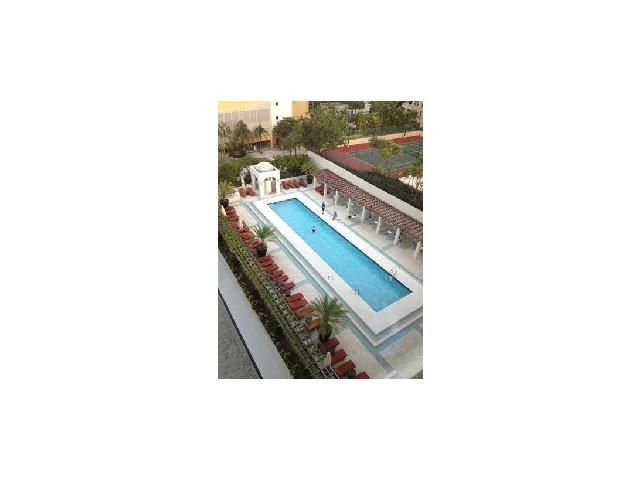 800 CLAUGHTON ISLAND DR # 1805, Miami, FL 33131