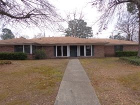 7 Blackfriars Rd, Texarkana, TX 75503