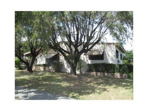 8371 SW 35 TE, Miami, FL 33155
