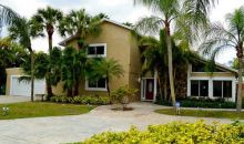 9800 E CALUSA CLUB DR Miami, FL 33186