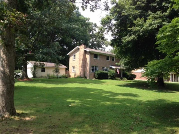333 Dogwood Drive, Cadiz, KY 42211