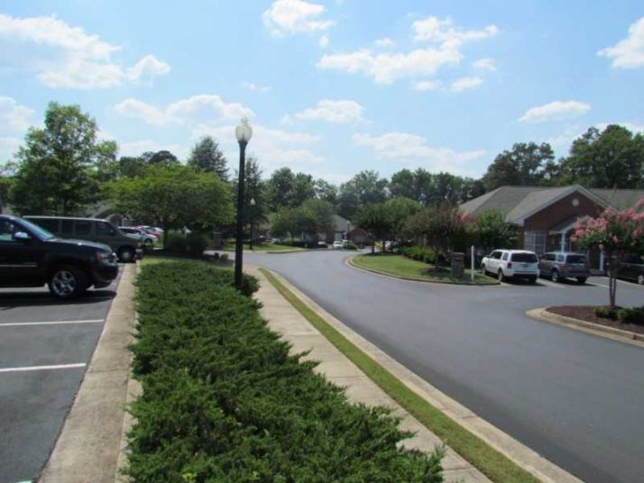 333 Creekstone Ridge, Woodstock, GA 30188