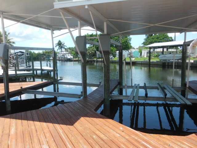 2789 N Ibis Ct, Saint James City, FL 33956