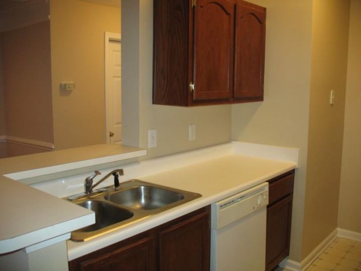 2700 Pine Tree Road, Atlanta, GA 30324