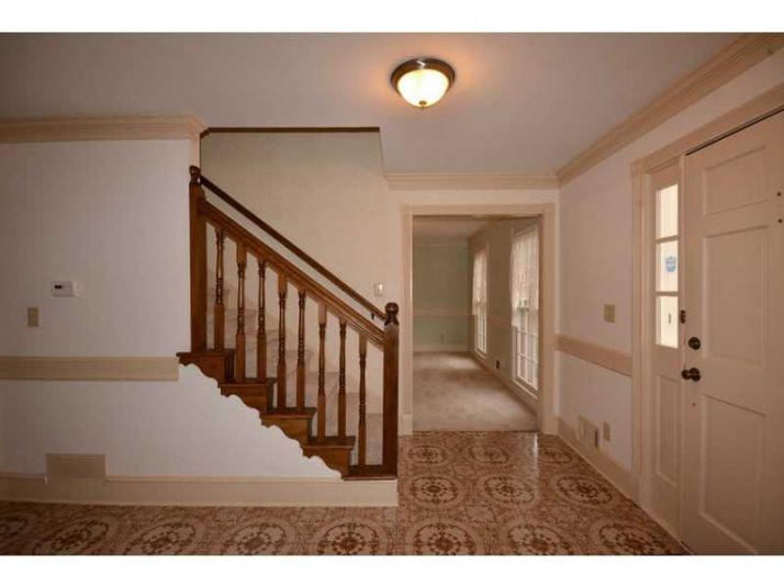 3679 Wentworth Lane, Lilburn, GA 30047