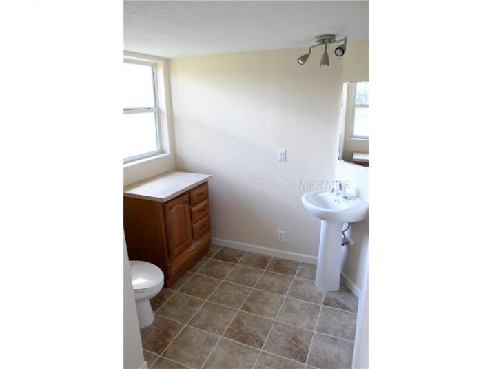 340 E 5TH ST,, Oviedo, FL 32766