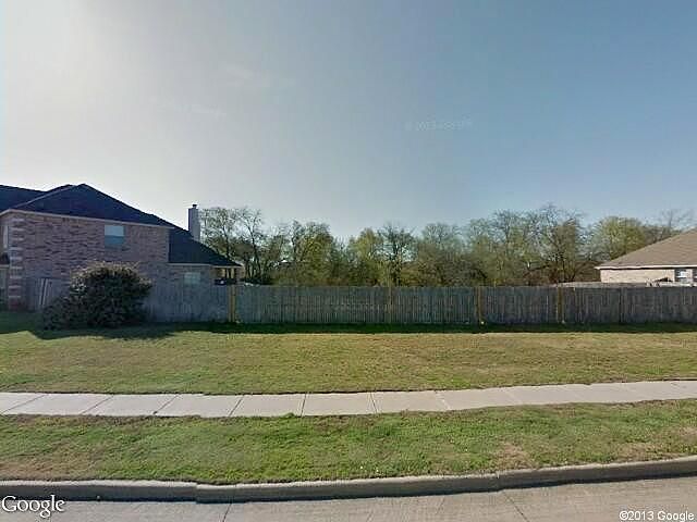 Silver Sage Ln, Grand Prairie, TX 75052