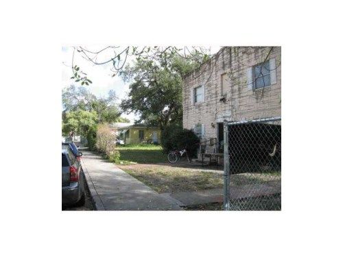 6821 NW 4 AV, Miami, FL 33150