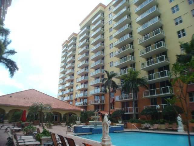 5085 Nw 7th St Apt 406, Miami, FL 33126
