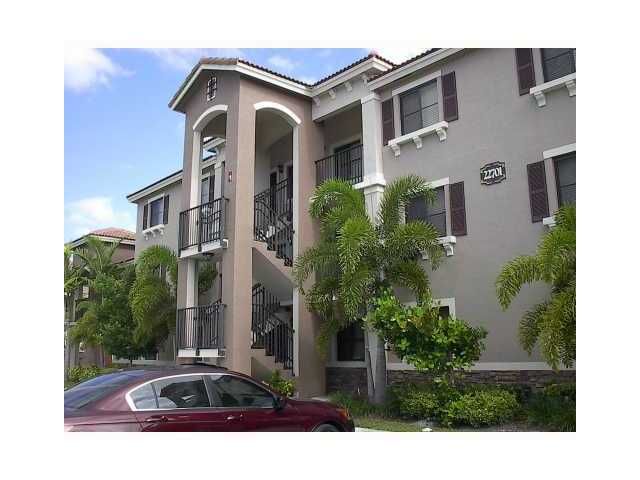 22701 Sw 88th Pl Unit 301, Miami, FL 33190