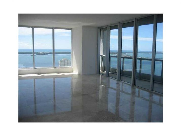 495 BRICKELL AV # 4201, Miami, FL 33131