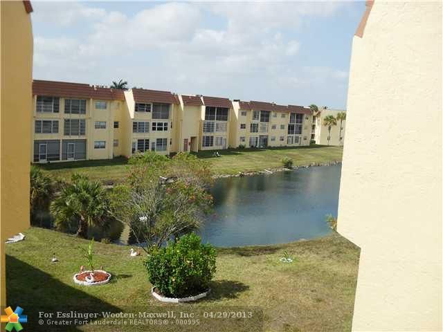 8300 SUNRISE LAKES BL # 112, Fort Lauderdale, FL 33322