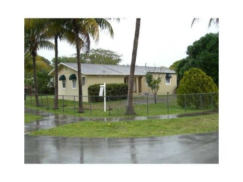 7965 SW 28 ST, Miami, FL 33155