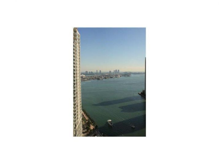 200 BISCAYNE BLVD WY # 3201, Miami, FL 33131