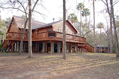 1516 Cedar St NE, Steinhatchee, FL 32359