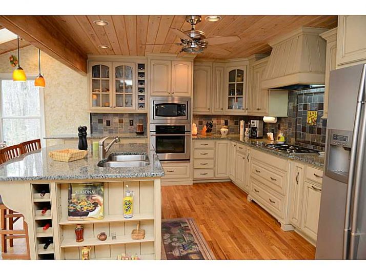 3790 Creekview Drive, Marietta, GA 30068