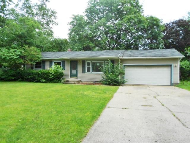 605 Cumberland Dr, Eaton Rapids, MI 48827