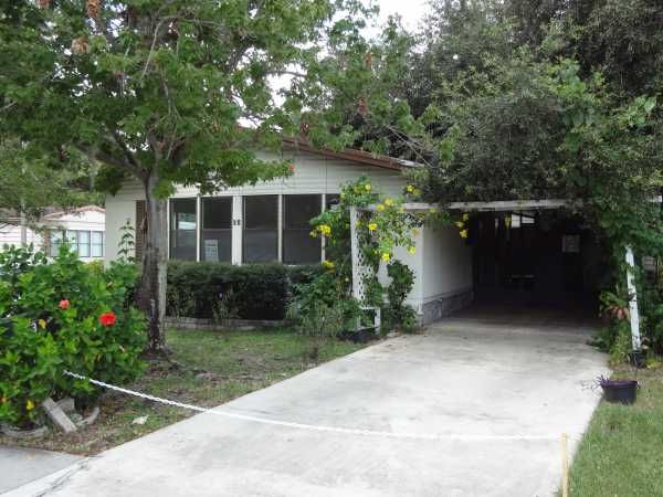100 Hampton Rd (53), Clearwater, FL 33759